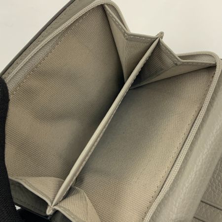  FURLA フルラ ダフネ ロゴ 三つ折り財布 WP00241 グレー