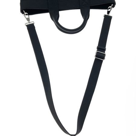  BURBERRY バーバリー ロゴプリント トートバッグ 2WAY バッグ 8026233 ブラック