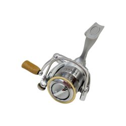 〇〇 DAIWA ダイワ LUVIAS 07 ルビアス 2000 スピニングリール 055453 Cランク