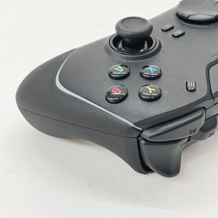  Razer レイザー Wolverine V2 Chroma XBOX コントローラー RZ06-04010100-R3M1