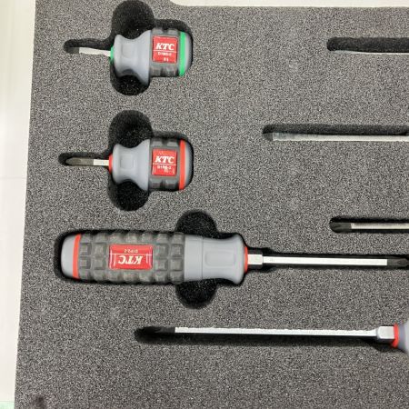  KTC ケーティーシー 9.5sq. 軽量樹脂ケースセット 56点 SK35623PH