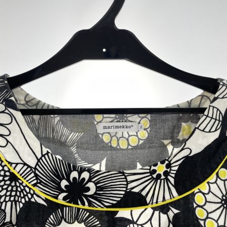  Marimekko マリメッコ レディース 半袖カットソー 花柄 サイズ34 ホワイト×ブラック