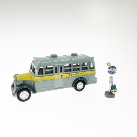  TOMY ジブリがいっぱい トミカリミテッドコレクション トトロボンネットバス 0233