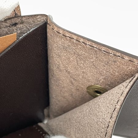  鞄のいたがき ITAGAKI ベルトポーチ 小銭入れ ベルト通し付札入れ 本革 牛革 E16912 ダークブラウン