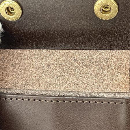  鞄のいたがき ITAGAKI ベルトポーチ 小銭入れ ベルト通し付札入れ 本革 牛革 E16912 ダークブラウン