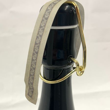 【北海道内限定発送】  新里酒造 175周年記念ボトル 16年古酒 42度 720ml 泡盛 未開栓