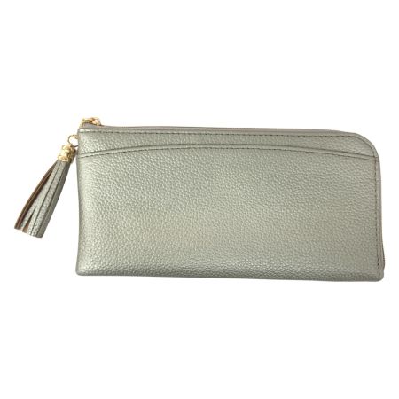  BLUESINCERE ブルー シンシア 本革 スリム長財布 タッセル付き Lassel ラッセル メタリック シルバー