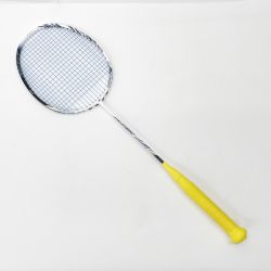 〇〇 YONEX ヨネックス バドミントン ラケット アストロクス 99 プロ. AX99-P  ホワイトタイガー Aランク