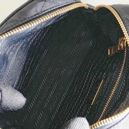  PRADA プラダ  刺繍 ナイロン 化粧ポーチ ポーチ ブラック