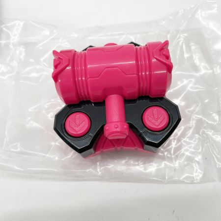   仮面ライダーギーツ DXデザイアドライバー 変身ベルト 仮面ライダータイクーン コアID