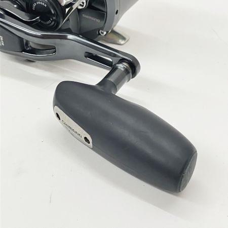  SHIMANO シマノ OCEA JIGGER 19 オシアジガーFカスタム 2001NRHG 04005 リール