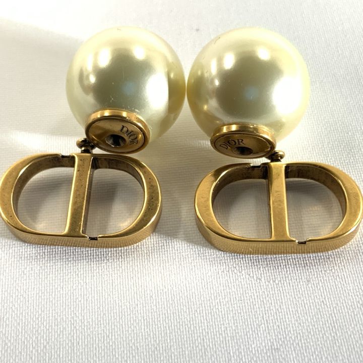 Christian Dior クリスチャンディオール トライバル ピアス パール