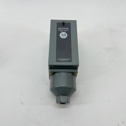 〇〇 RockwellAutomation 機械式圧力スイッチ Bulletin 836 Dランク