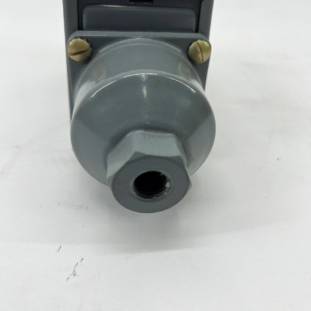  RockwellAutomation 機械式圧力スイッチ Bulletin 836