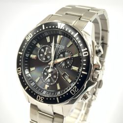 〇〇 CITIZEN シチズン シチズンコレクション メンズ ソーラー クォーツ 腕時計 vo10-6771f シルバー  x ブラック Bランク