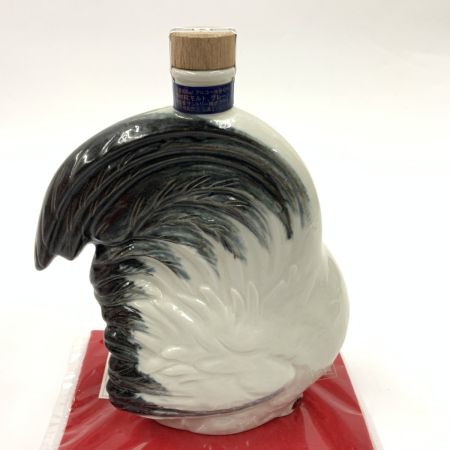 【北海道内限定発送】 ROYAL サントリーローヤル 干支 ボトル 酉歳 鶏 陶器 ウィスキー 600ml 43% 未開栓