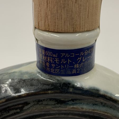 【北海道内限定発送】 ROYAL サントリーローヤル 干支 ボトル 酉歳 鶏 陶器 ウィスキー 600ml 43% 未開栓