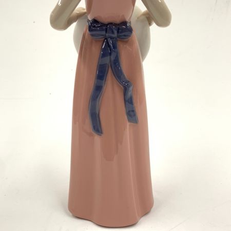  LLADRO リヤドロ 麦わら帽子を持つ少女 フィギュリン オブジェ 置物 陶器人形