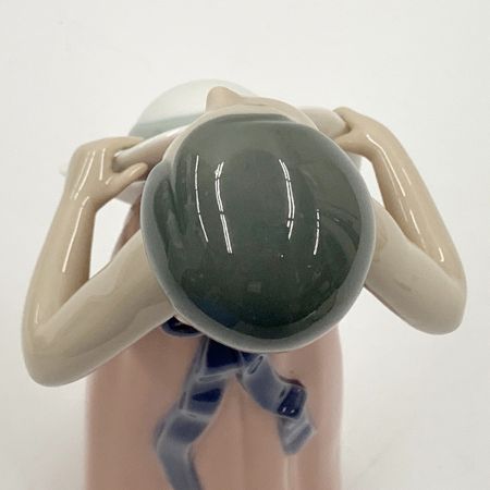  LLADRO リヤドロ 麦わら帽子を持つ少女 フィギュリン オブジェ 置物 陶器人形