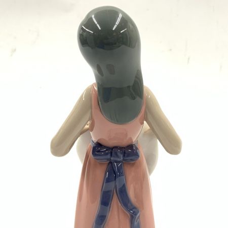  LLADRO リヤドロ 麦わら帽子を持つ少女 フィギュリン オブジェ 置物 陶器人形