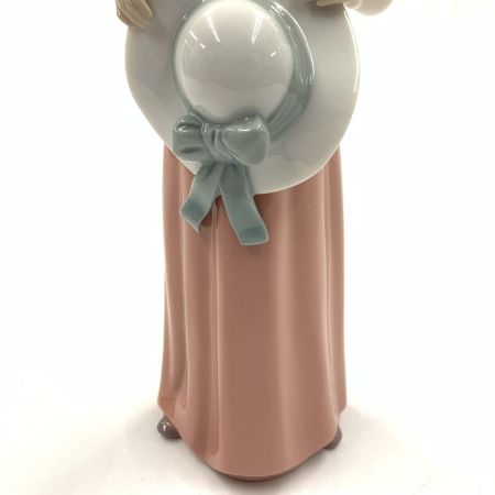  LLADRO リヤドロ 麦わら帽子を持つ少女 フィギュリン オブジェ 置物 陶器人形