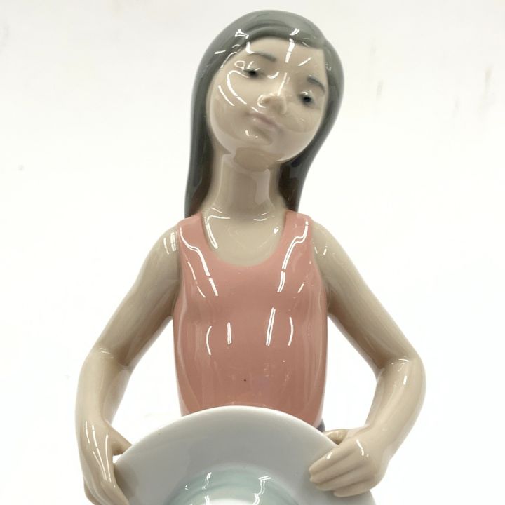 LLADRO リヤドロ 麦わら帽子を持つ少女 フィギュリン オブジェ