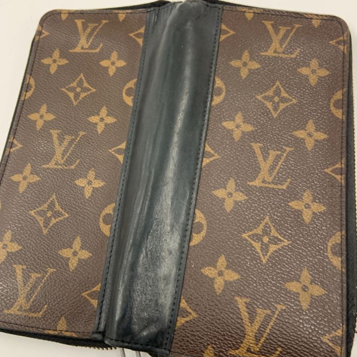LOUIS VUITTON ルイヴィトン モノグラム マカサー ジッピーウォレット 