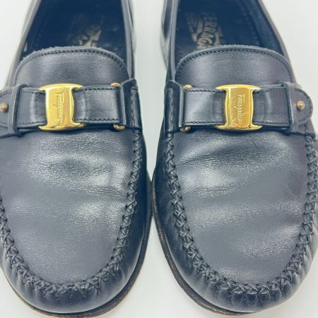  Salvatore Ferragamo サルヴァトーレフェラガモ ヴァラ ローファー 革靴 シューズ 表記サイズ 7 1/2  ブラック 現状渡し 