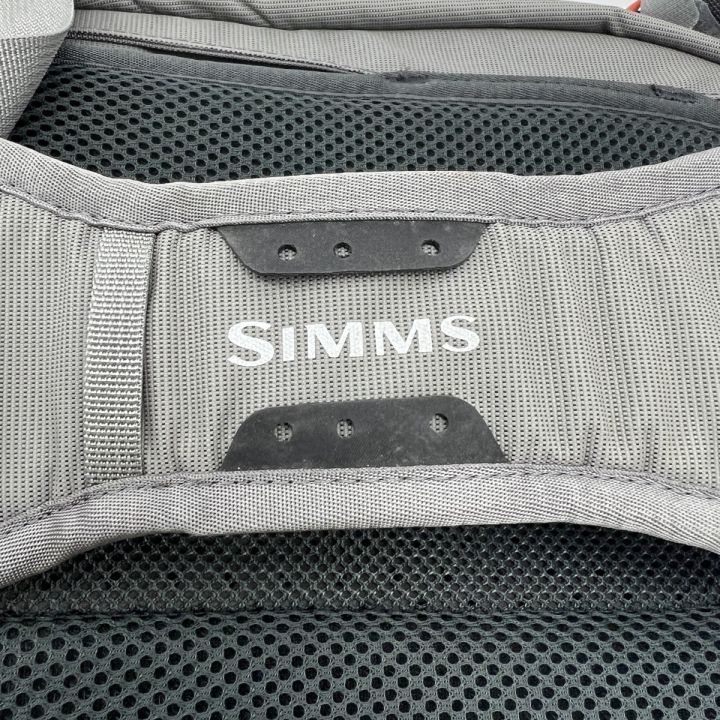 SIMMS FSアンビデクストラス タクティカルスリングパック フィッシング