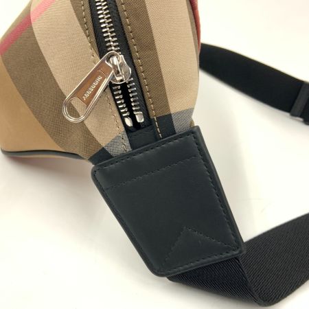 BURBERRY バーバリー チェック クロスボディー 斜め掛け バッグ ウェストバッグ 8084555 ベージュ
