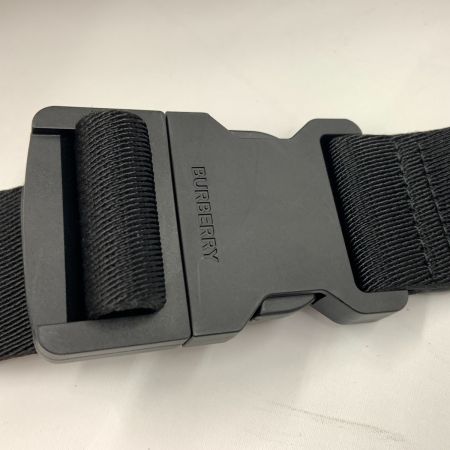  BURBERRY バーバリー チェック クロスボディー 斜め掛け バッグ ウェストバッグ 8084555 ベージュ