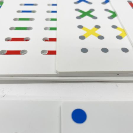  EDUCO VETROVORM ひも通しとデザイン集セット 知育玩具 522462