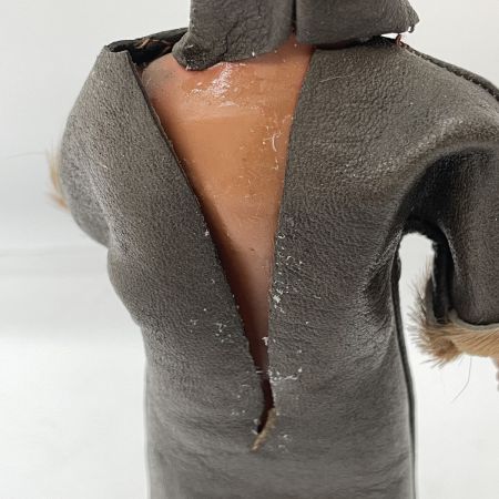   カナダ製 イヌイット民族衣装人形 スリーピングアイ