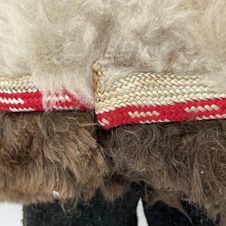   エスキモー人形 白い毛皮 スリーピングアイ