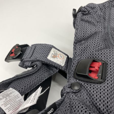  BABY BJORN ベビービョルン ベビーキャリア ONE KAI Air 抱っこ紐 ネイビー