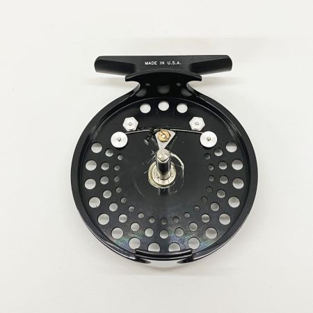  Abel TR3 TR-3 フライリール