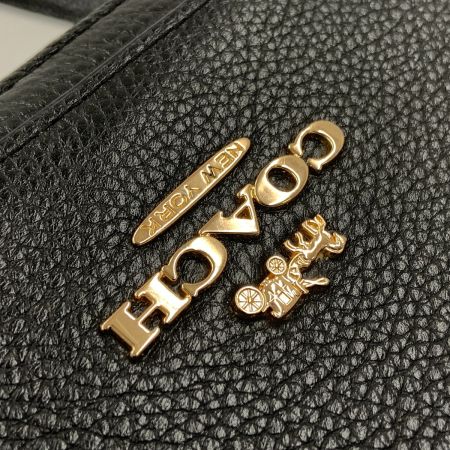  COACH コーチ ワンポイントロゴ フラップ ショルダーバッグ   F77979 ブラック