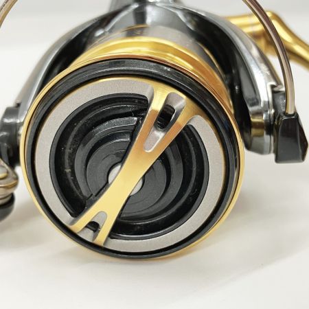  SHIMANO シマノ STELLA 14 ステラ C2000HGS 03240 スピニングリール