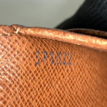  LOUIS VUITTON ルイヴィトン モノグラム ポルト パピエ ジップ　二つ折り財布 M61207 ブラウン