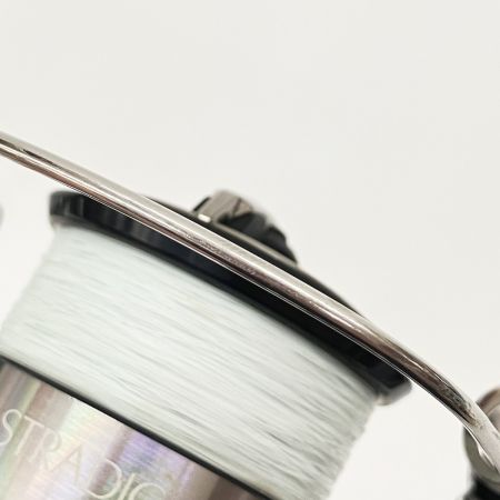  SHIMANO シマノ STRADIC 19 ストラディック C2000S 04013 スピニングリール