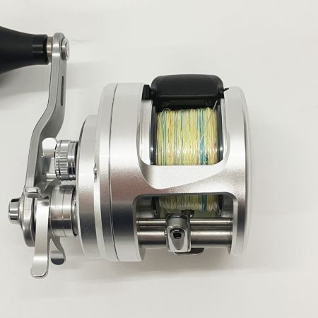  SHIMANO シマノ OCEA CALCUTTA 13 オシアカルカッタ 300HG 03058 ベイトリール