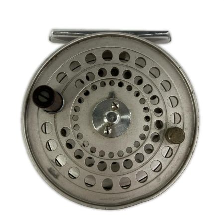 ufmウエダ 釣り用品 リール フライリール CANTATA 2350