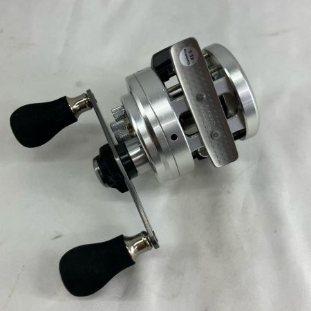 SHIMANO シマノ 釣り用品 リール 両軸リール  12カルカッタ 101 02832