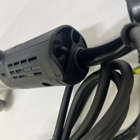 HITACHI 日立 ディスクグラインダー 砥石外径100mm 穴径15mm AC100V G10SH5 シルバー 未使用品