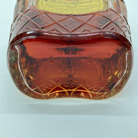   シーグラム クラウンローヤル 40％ 710ml ウィスキー 未開栓