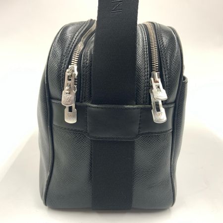 LOUIS VUITTON ルイヴィトン タイガ リポーター ショルダーバッグ 斜め掛けショルダー  M30152 ブラック