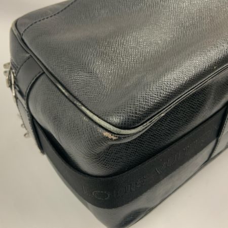  LOUIS VUITTON ルイヴィトン タイガ リポーター ショルダーバッグ 斜め掛けショルダー  M30152 ブラック