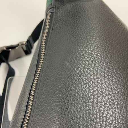  COACH コーチ ウエストバッグ ボディバッグ 89956  ブラック x グリーン