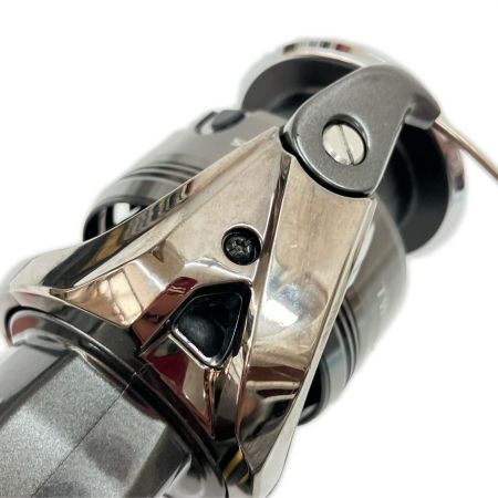  SHIMANO シマノ TWIN POWER キズ・シャリ有 箱付 24ツインパワー 4000XG 046871