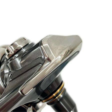  SHIMANO シマノ TWIN POWER 24 ツインパワー C3000XG 046826 スピニングリール